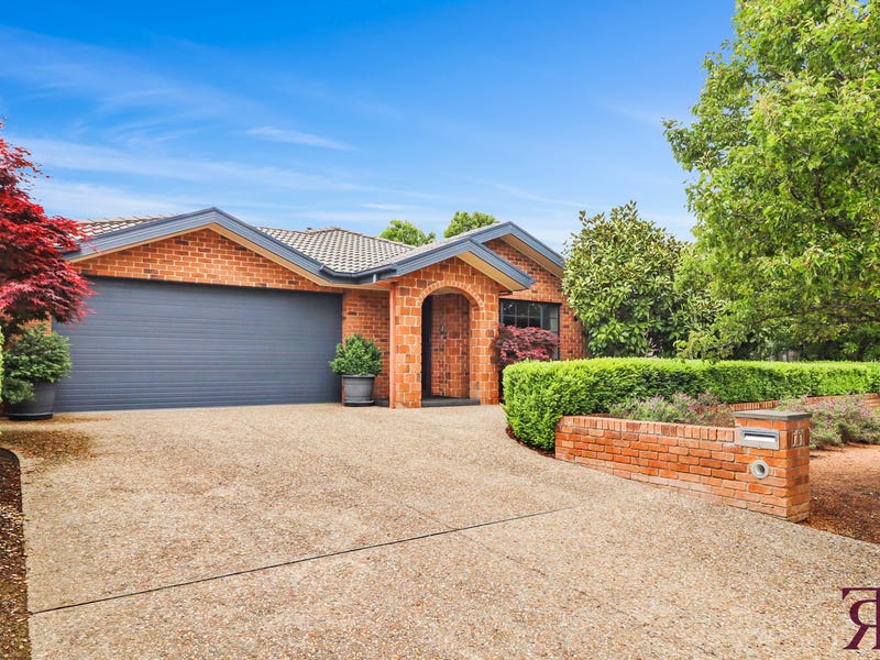 11 Cronin Street, McKellar, ACT 2617 Property Details