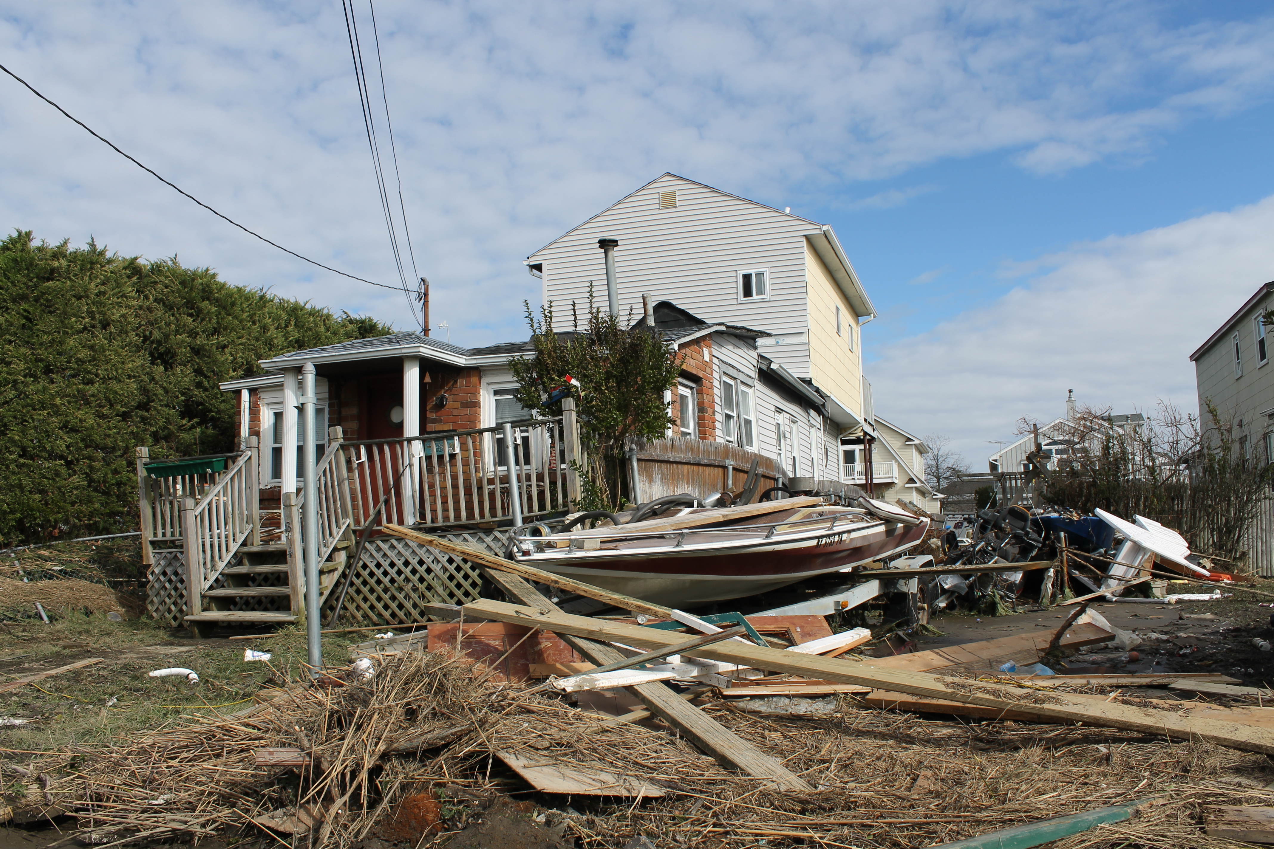 Federal Aid Comes to ‘Devastated’ Lindenhurst Long