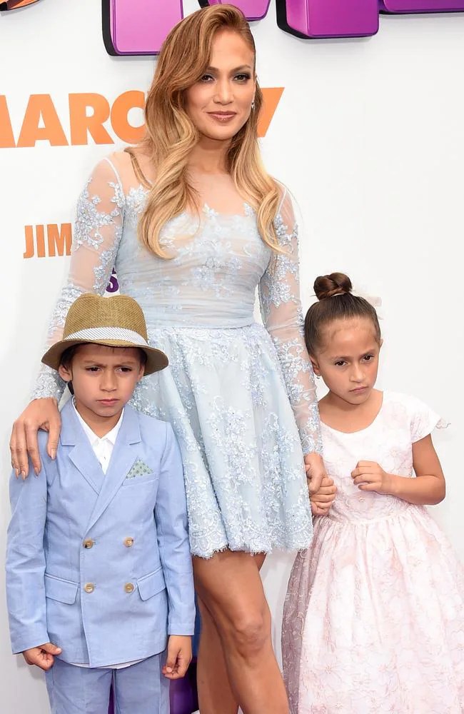 Jennifer Lopez’s kids throw a tantrum on the Home red carpet