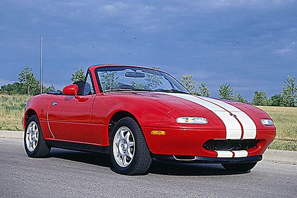 How much does a 1990 mazda miata weigh Auto News