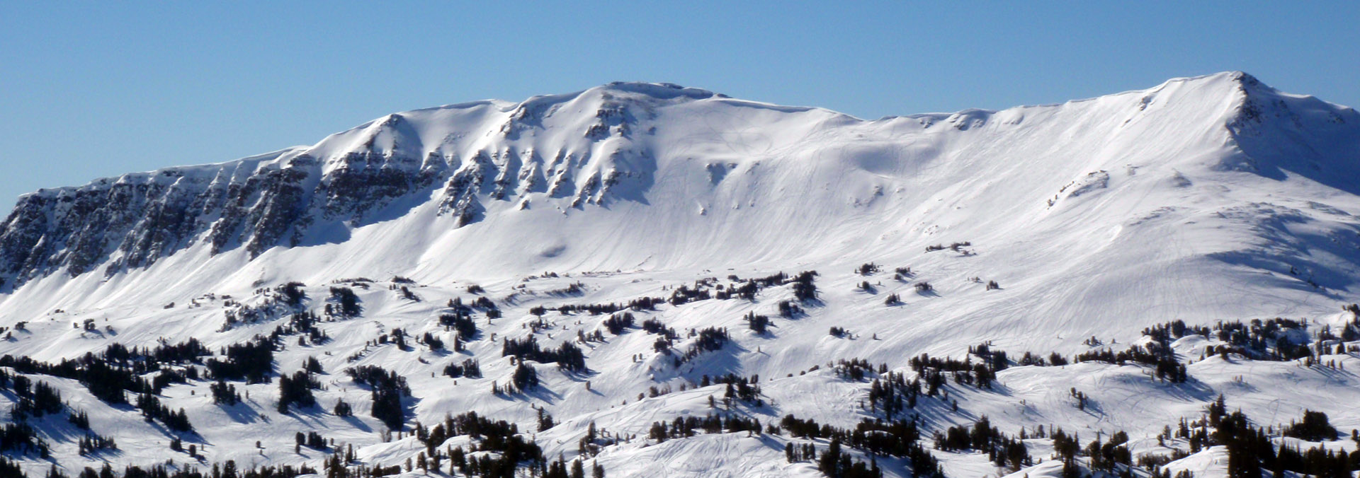 Soda Butte Lodge