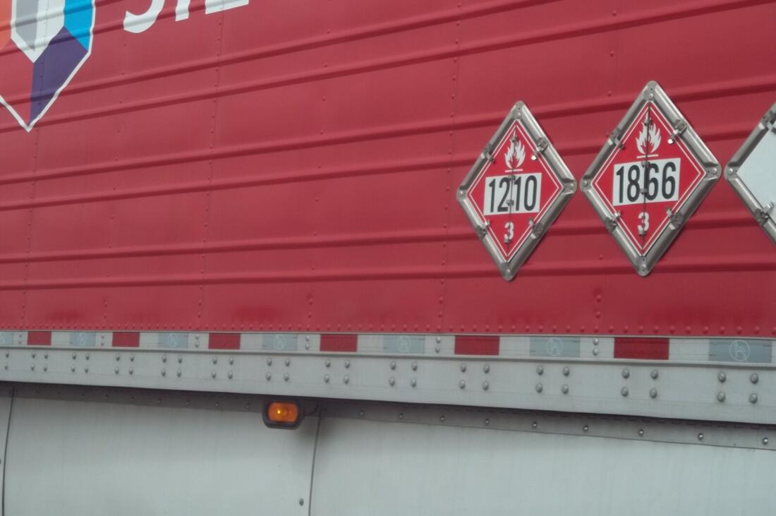 Packing Instructions for Paint, PaintRelated Material, Adhesives, Ink