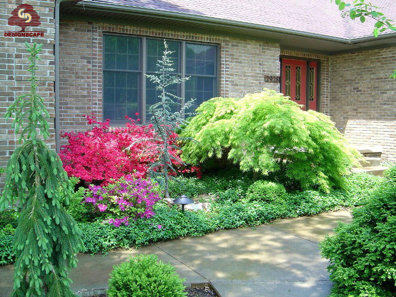 Landscape Installation Bloomington, Indiana (Hyde Park) DESIGNSCAPE