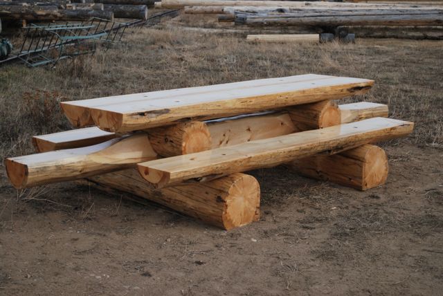 19 Creative Ways of Turning Logs And Stumps Into Garden