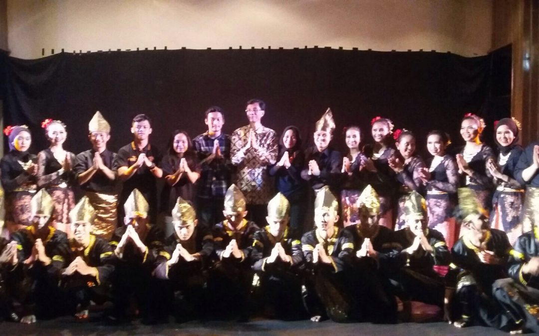 Apa Yang Kamu Ketahui Tentang Penampilan Tari Dari Kelompok Tersebut