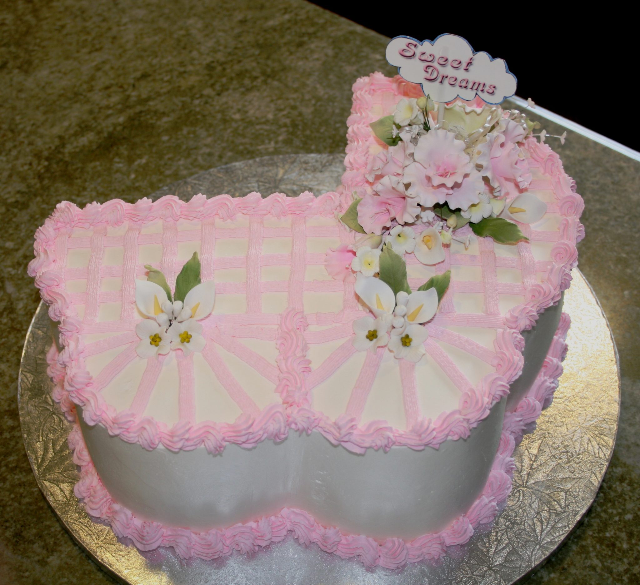 70 Baby Shower Cakes and Cupcakes Ideas