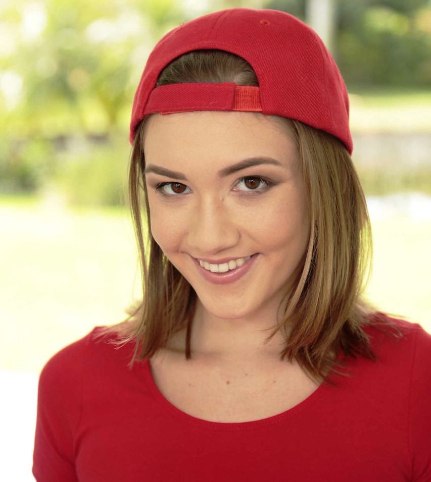 Riley Mae Lewis Age A Deep Dive Into Her Life And Career(04)