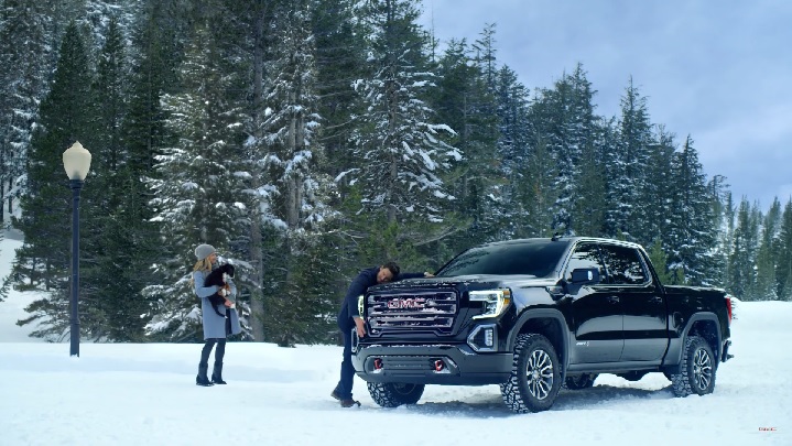 Gmc Sierra Puppy Ad Rings In Holidays: Video | Gm Authority