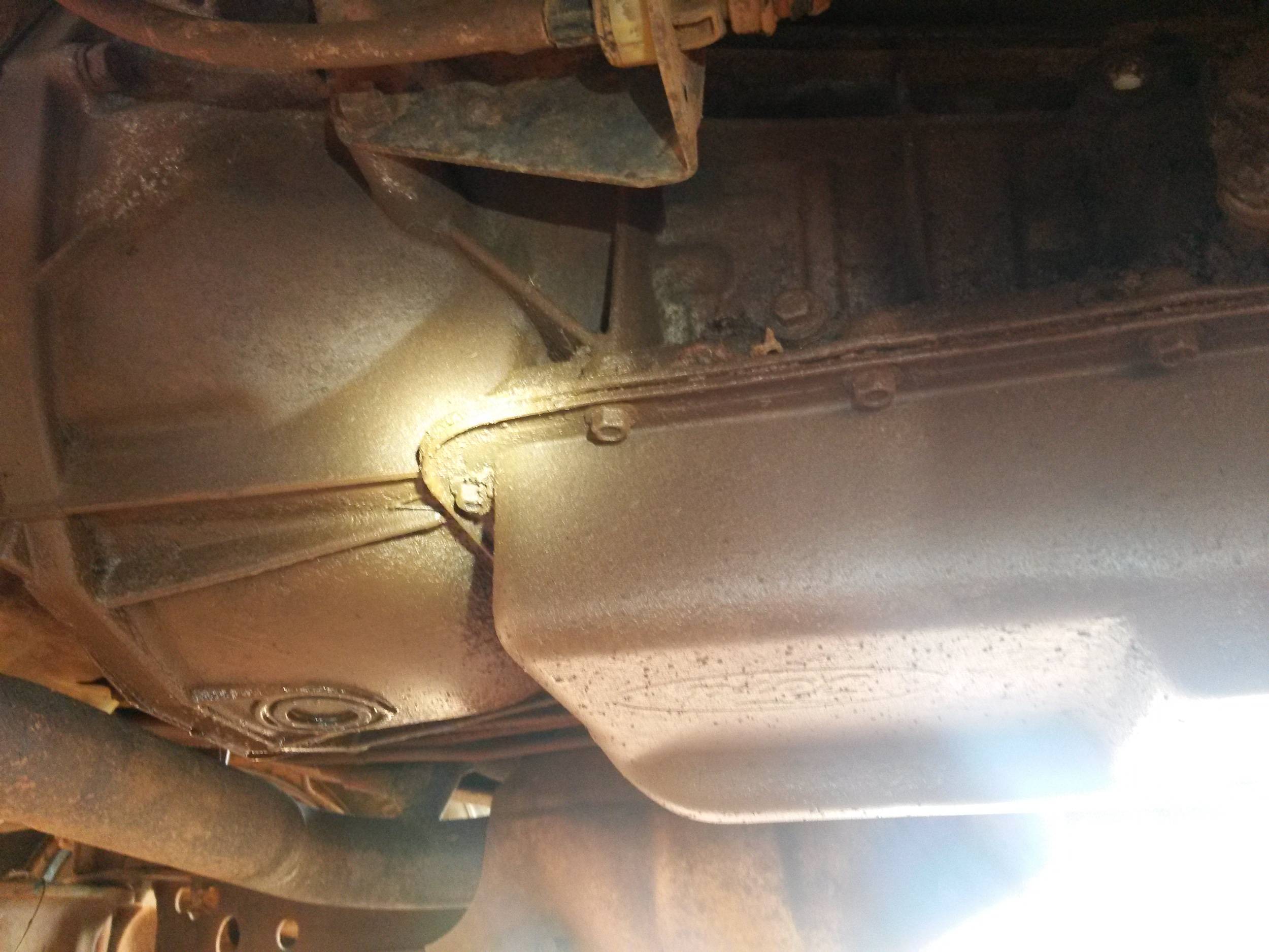 ford Transmission fluid leak 1993 5.0 V8 F150 Engine Motor Vehicle