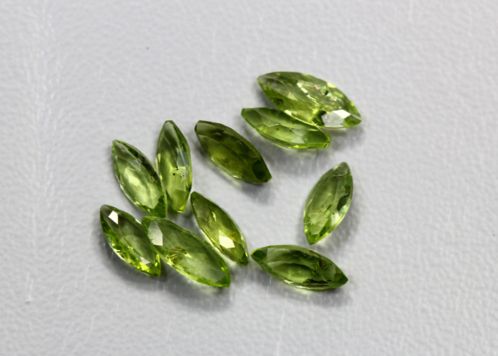 5.87 CTS_WHOLESALE LOT SALE_LOOSE GEMSTONE_100 NATURAL PERIDOT