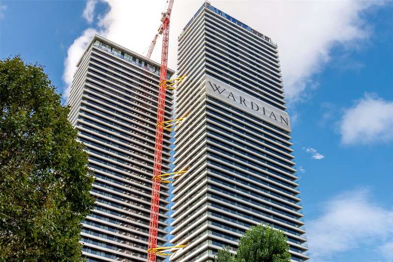 2 Bedroom Apartment For Sale In Marsh Wall, London, E14 9TP