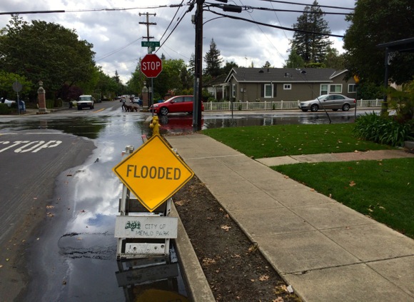 Rain heavy at times falls on Menlo Park in 24 hour period — InMenlo