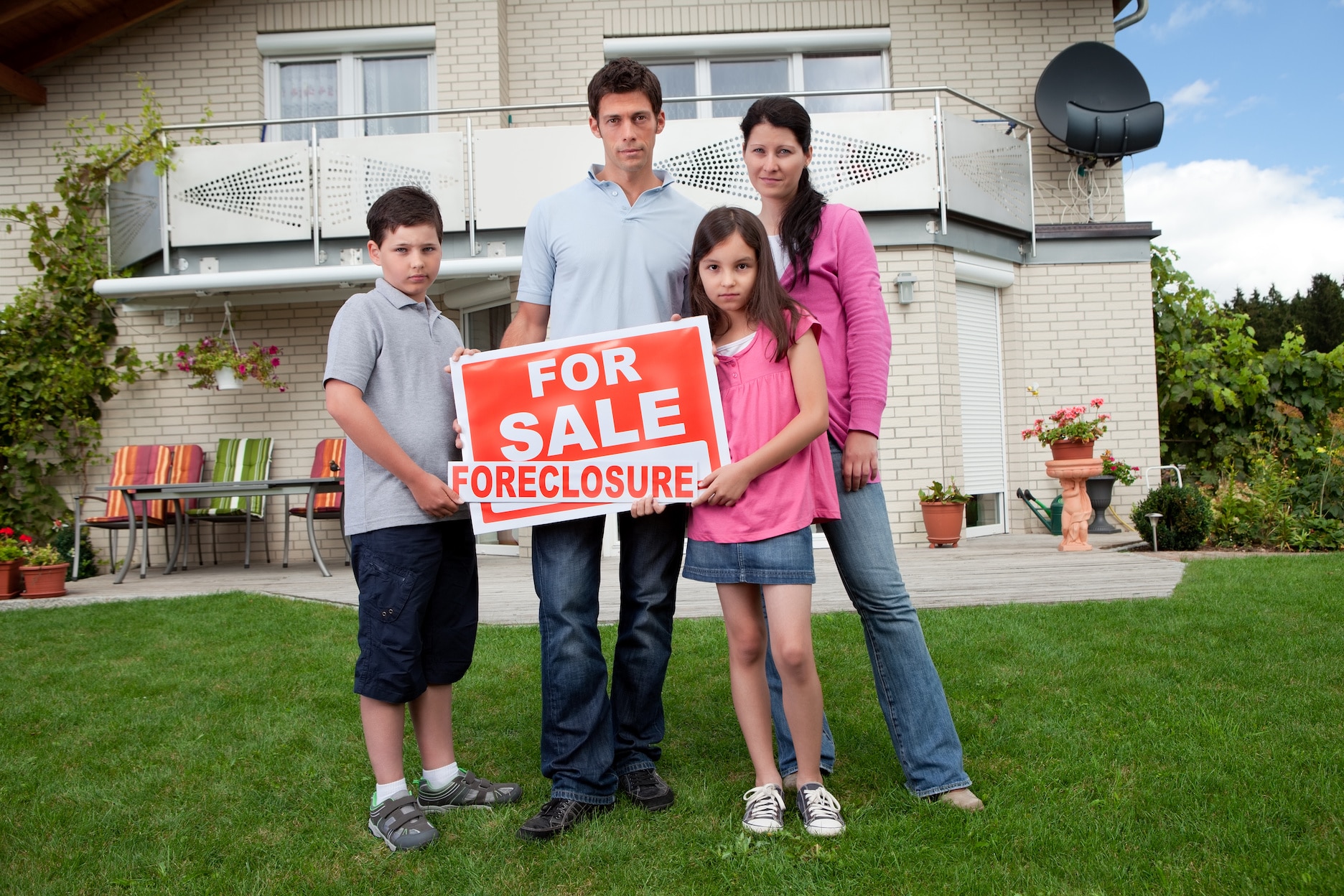 How Much Time Do I Have to Sell My House During Foreclosure?
