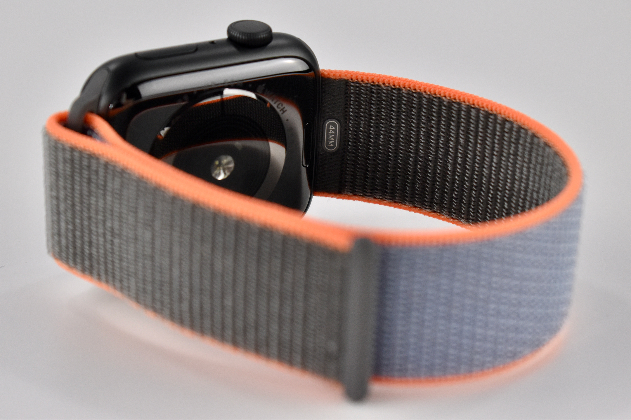 Apple Watch Sport Loop (44mm, Vitamin C, Spring 2020