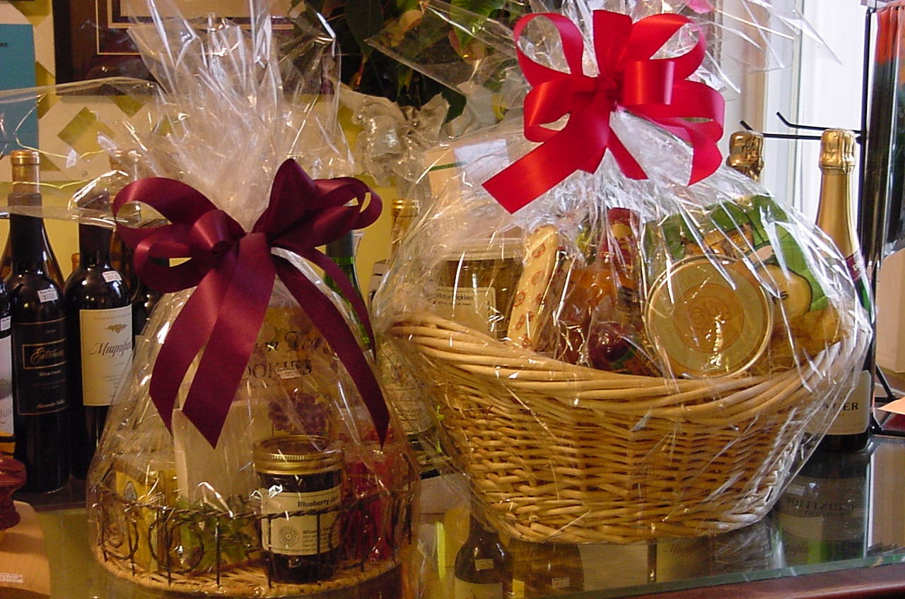 Best Birthday and Christmas Food Gift Baskets 2014