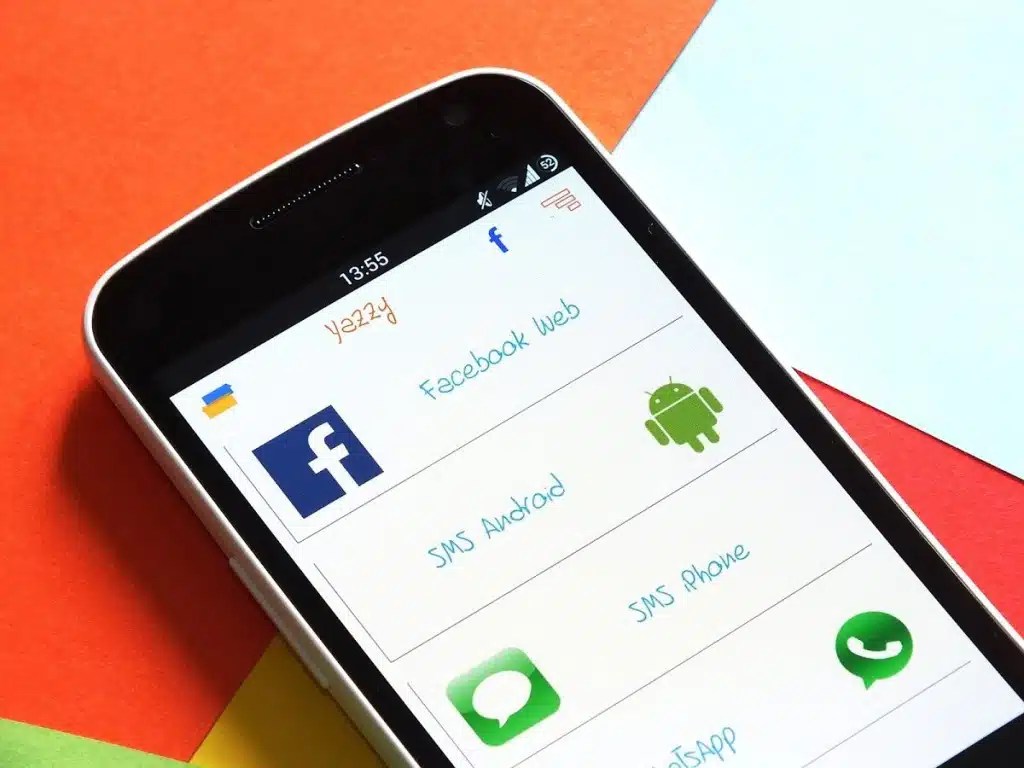 How to create fake WhatsApp conversations