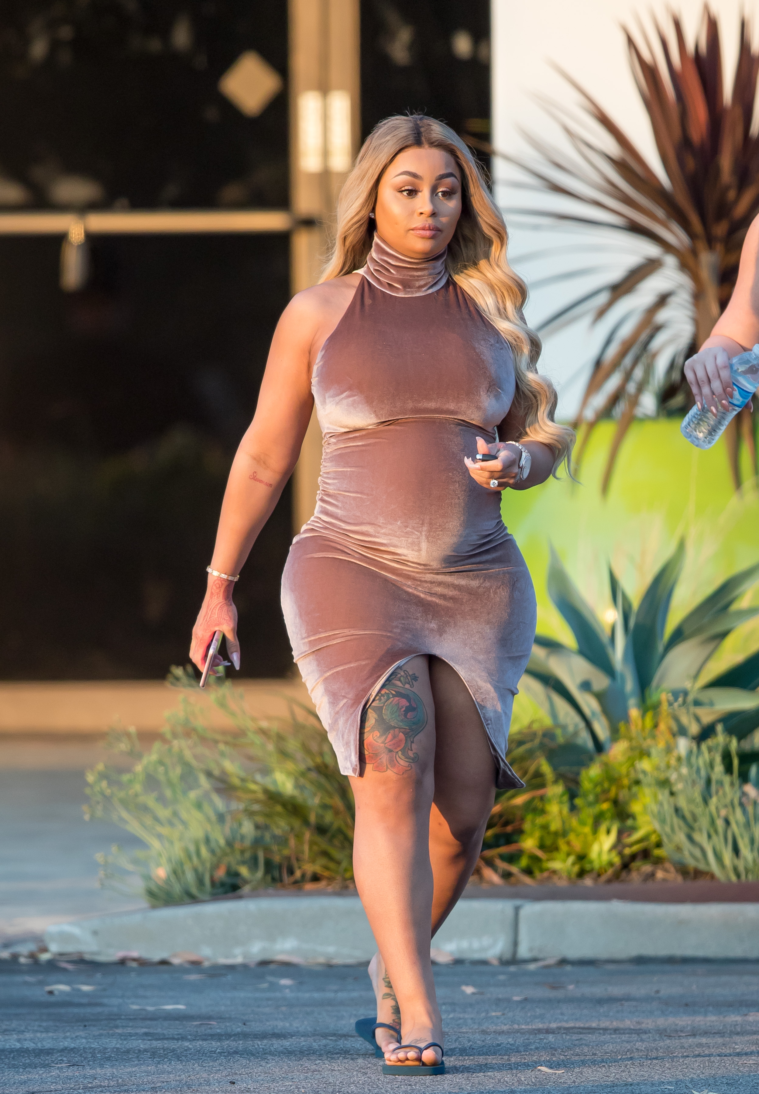 EXCLUSIVE Pregnant Blac Chyna shows her curves in a tight