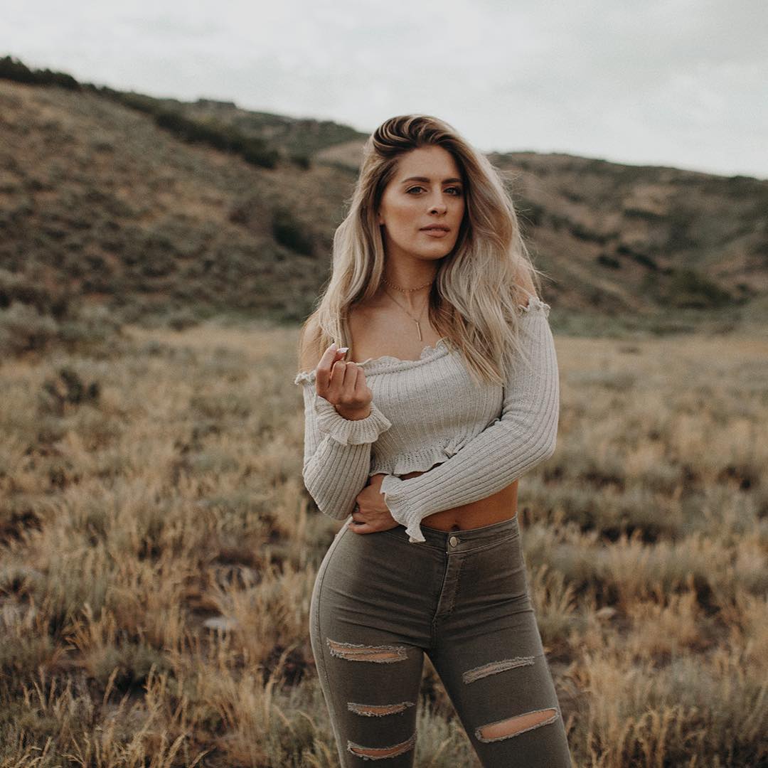 How Much Money Whitney Simmons Makes On YouTube Net Worth Naibuzz