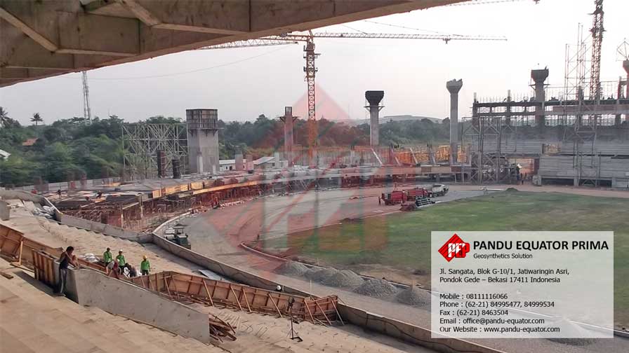 Pemasangan Geogrid Lapangan Sepakbola Jababeka Cikarang