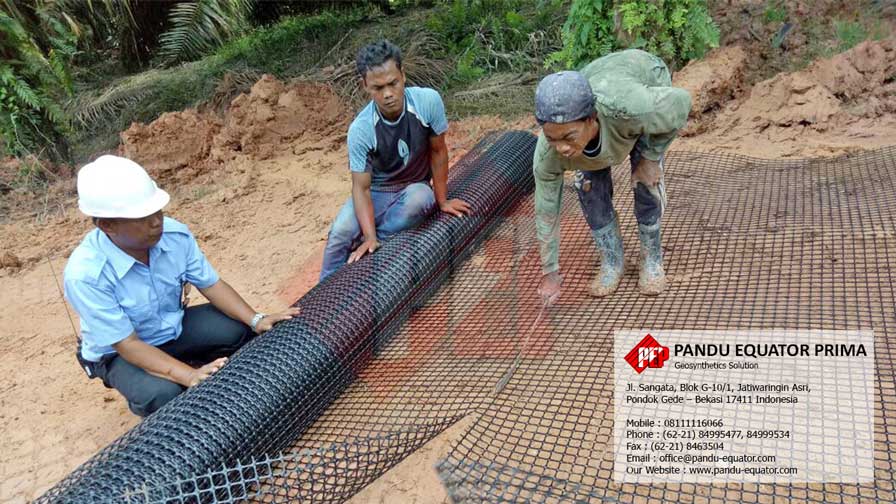 Geogrid untuk Jalan Daerah Perkebunan Sumatera Selatan