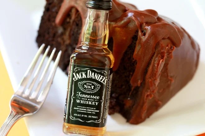Jack Daniels Cake and Jack Daniels Fudge Frosting