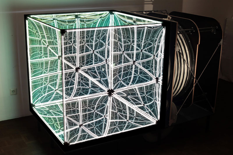 This Cube of Infinite Mirrors Expands, Contracts, and