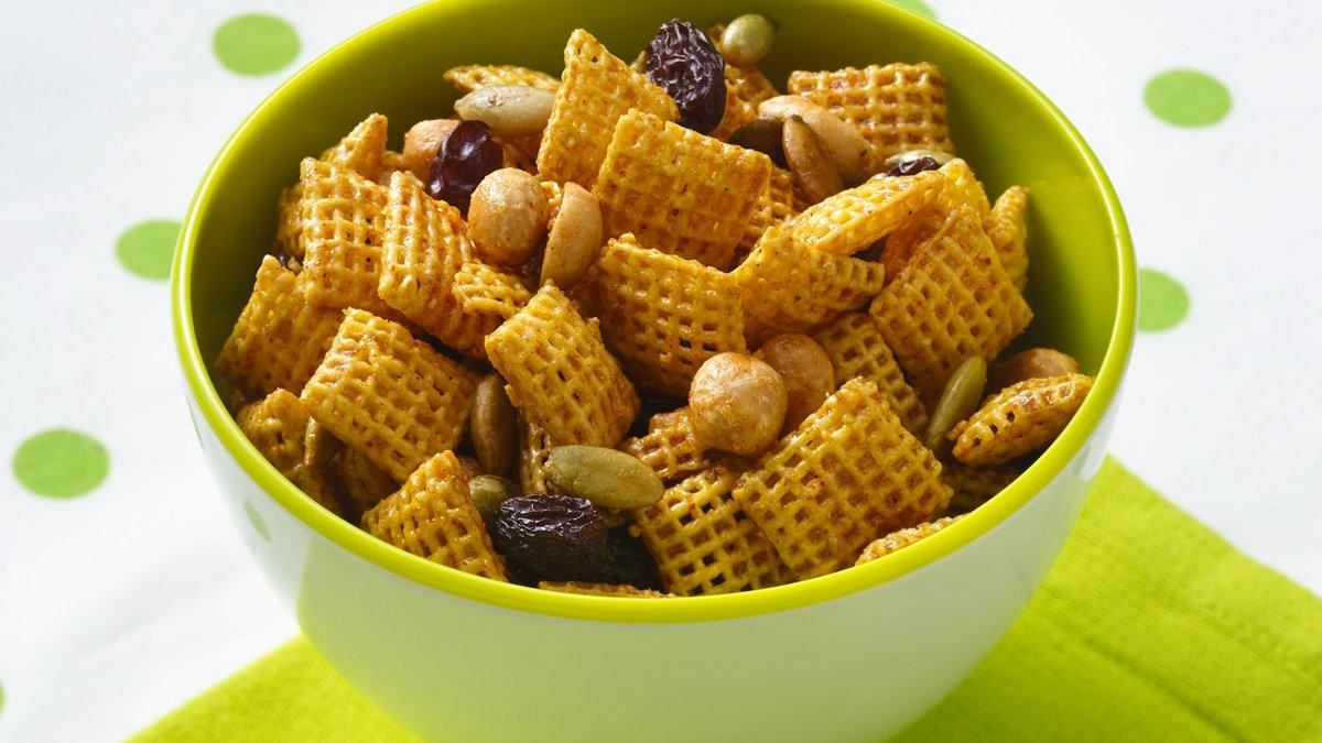 Sweet and Spicy Honey Nut Chex Mix (Gluten Free) Life