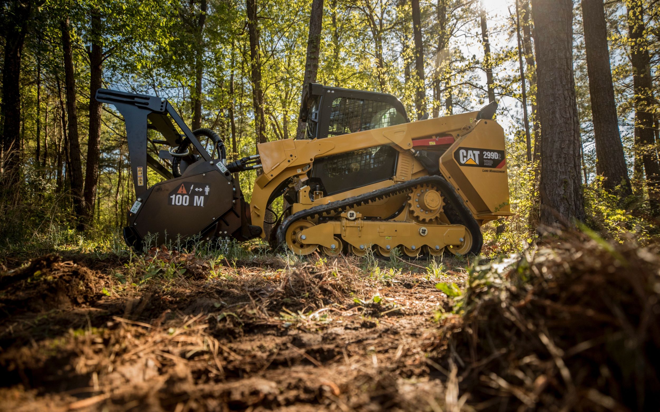 Cat® 299D2 XHP Land Management Compact Track Loader Cat Caterpillar