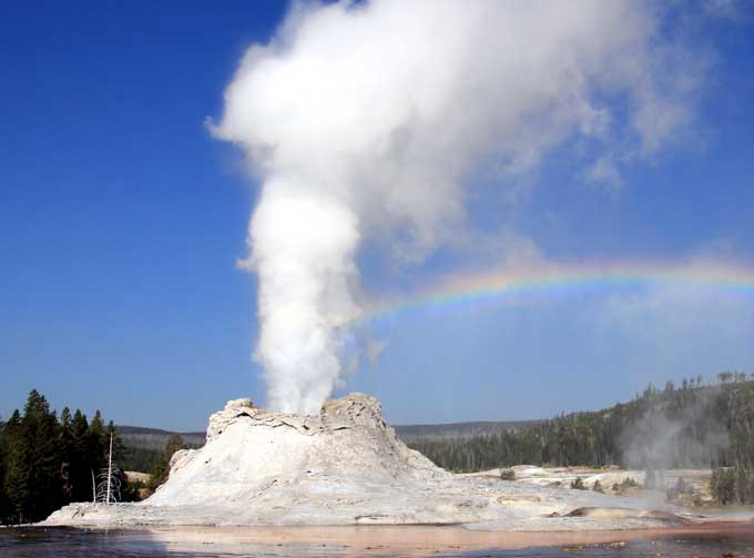 Geysers (Information + Facts) Science4Fun