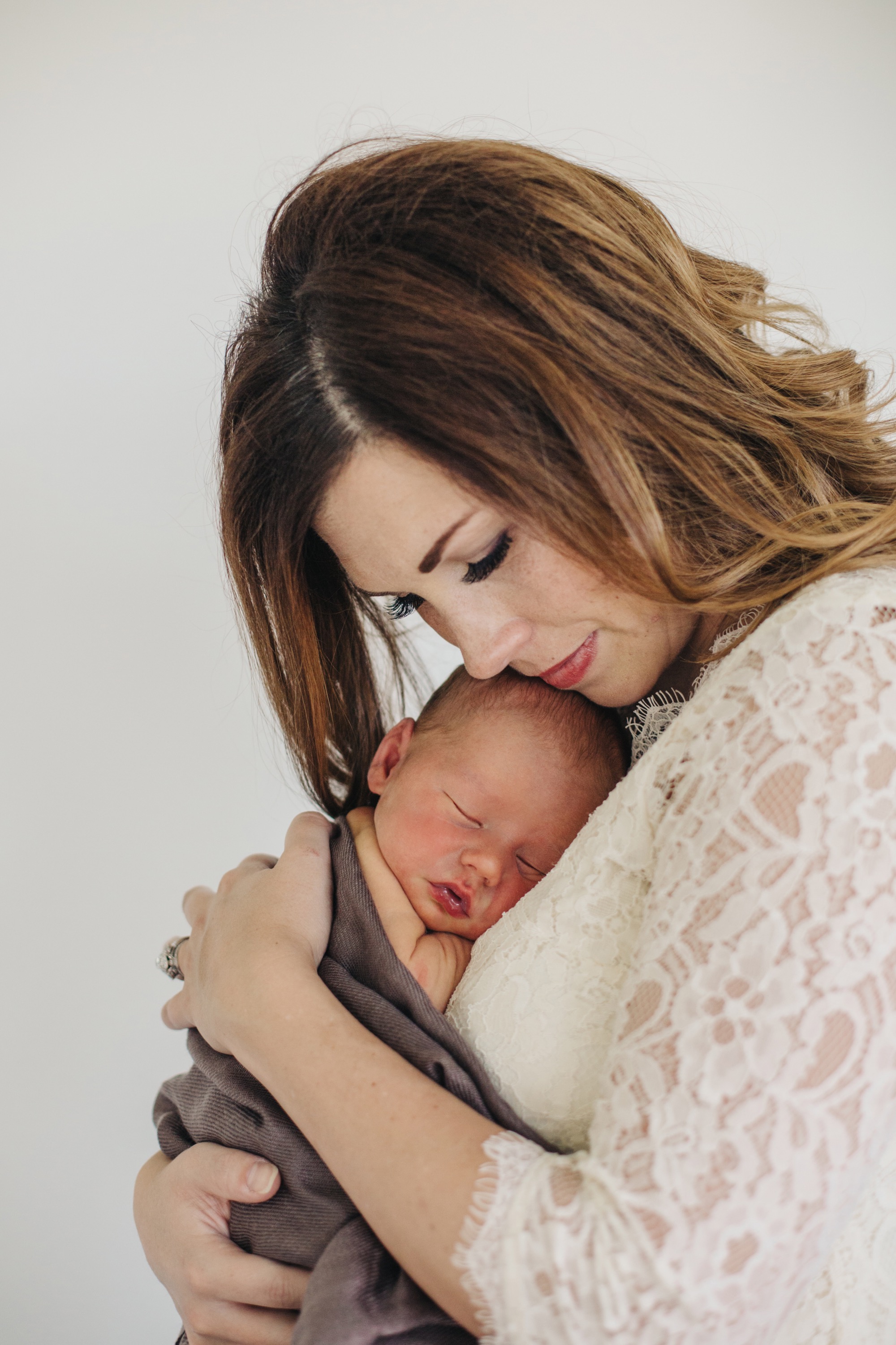 Newborn + Family Pictures