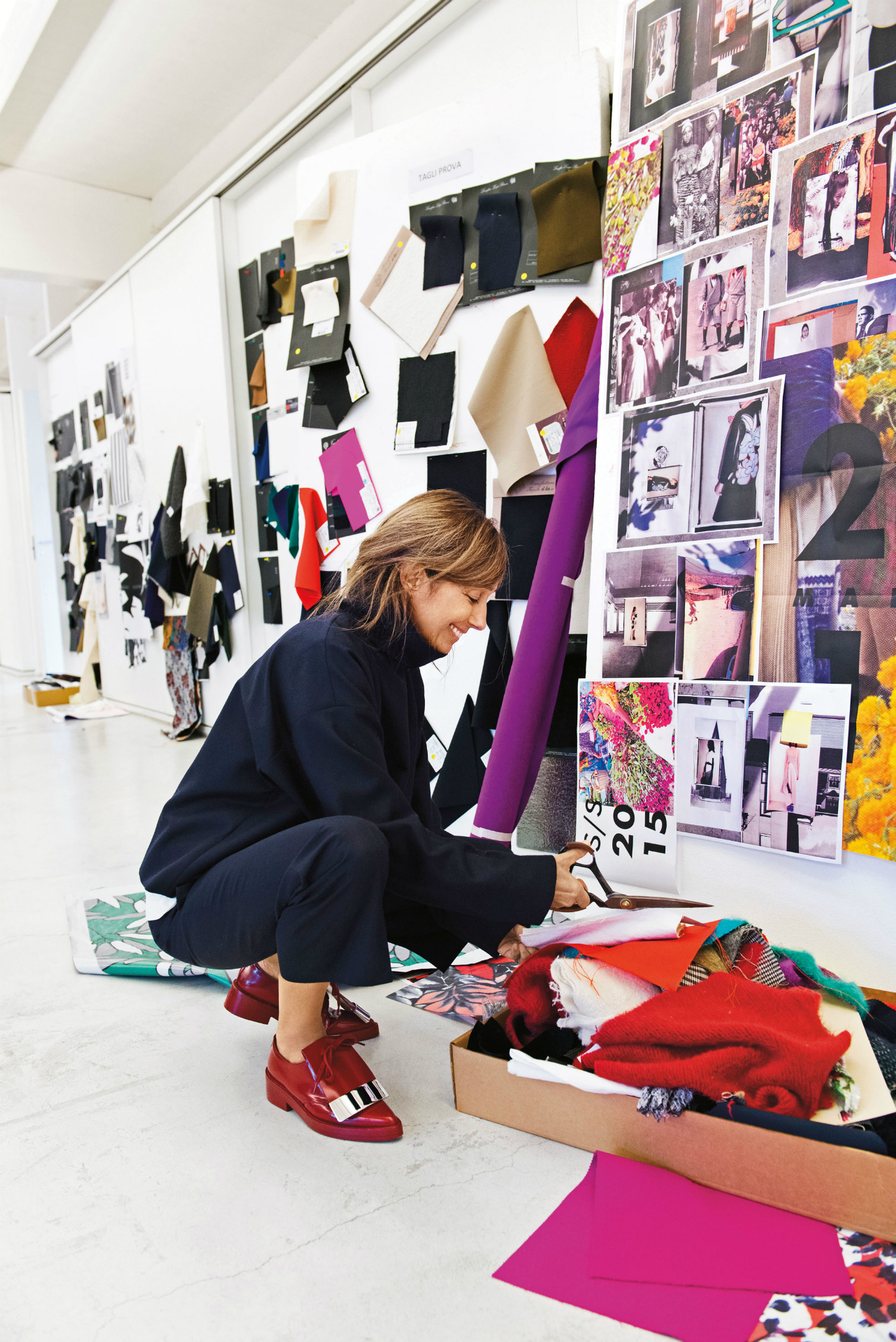 Fashion Jobs Building a Career in Retail Fashion Jobs in Toronto, Vancouver, Montreal and