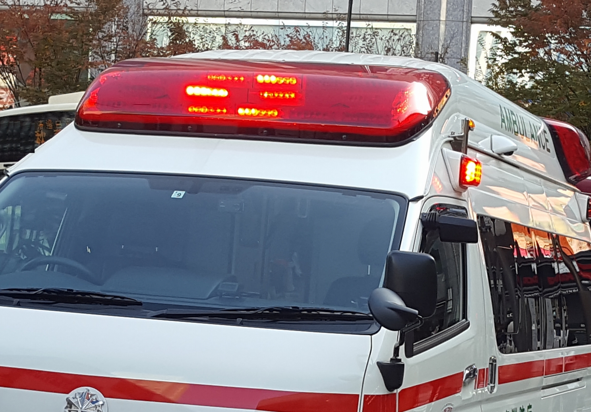 ヤリスクロス 1.5 ハイブリッド z 新車 pバックドア パノラミックビュ … ドア開閉音からも分かる卓越したビルドクオリティ、空冷時代だからこそ生きたポルシェの技術力. ナイトドクターがコードブルーのパクリ？共通点や似ている ...