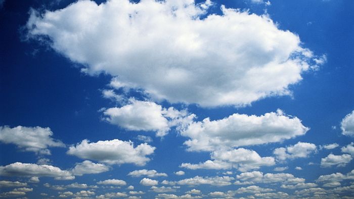 How much do clouds weigh? › Dr Karl's Great Moments In Science (ABC