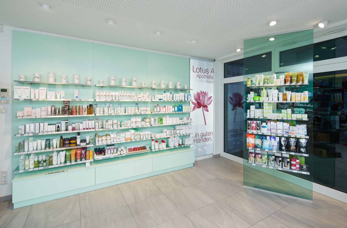 Lotus Apotheke Eching am Ammersee / DE Klinger Apothenkenbau