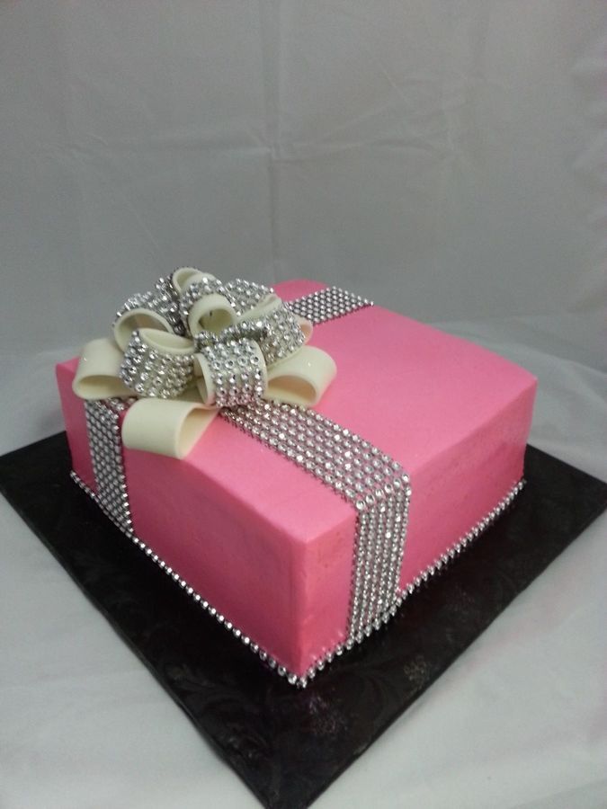 Fantastic and Stunning Gift Cakes Page 23 of 40