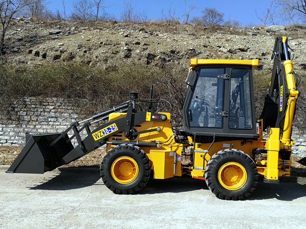 How Much Does A Backhoe Loader Weigh? / Bull Backhoe Loader Heavy
