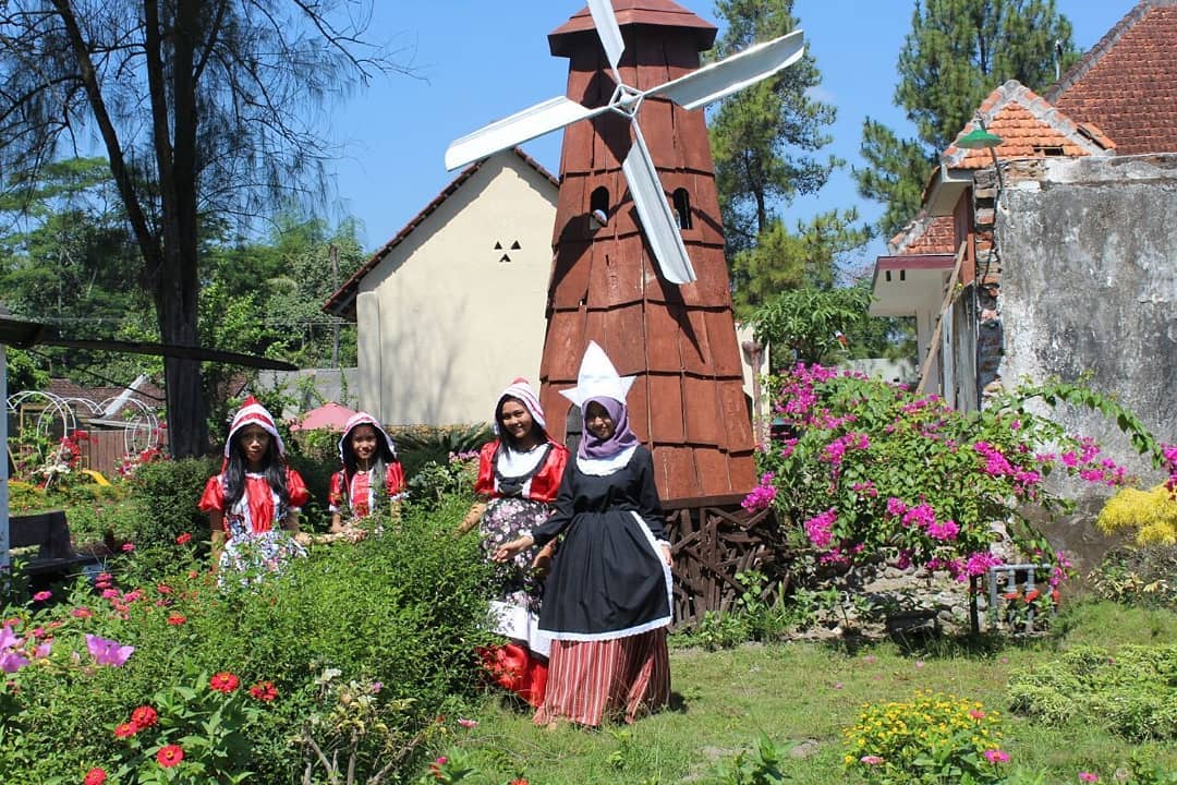 Lokasi dan Rute Menuju DOSH Holiday Wates Kediri, Kini