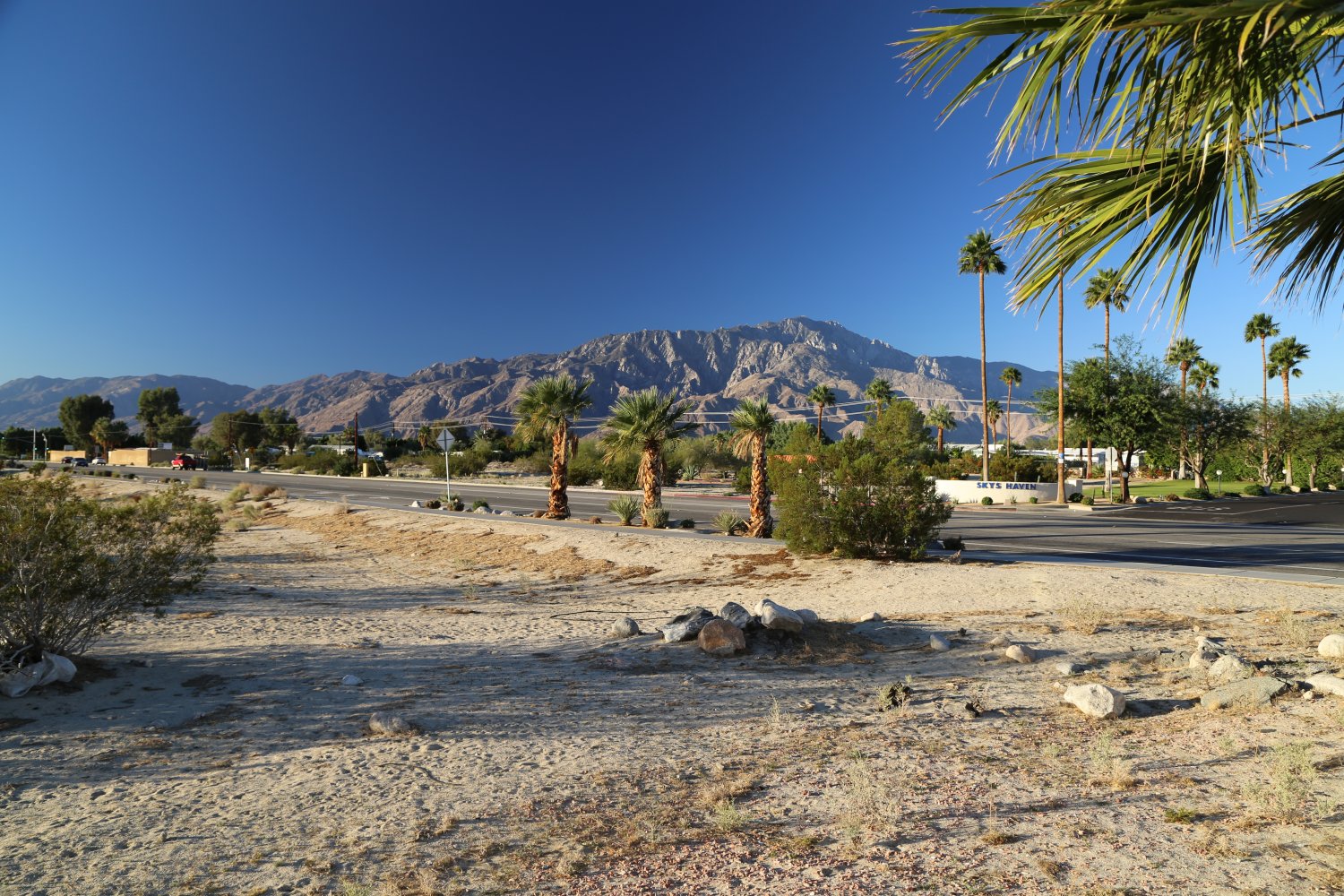 Stay Miracle Hot Springs of Desert Hot Springs California + Local