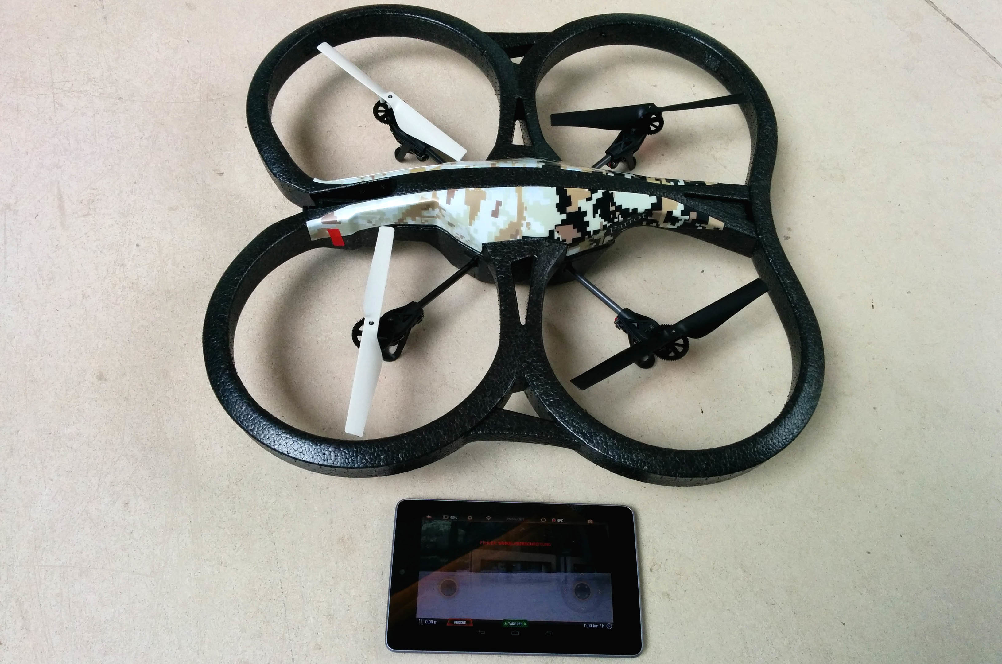Parrot AR.Drone 2.0 GPS Edition Testberichte, Videos, Fotos