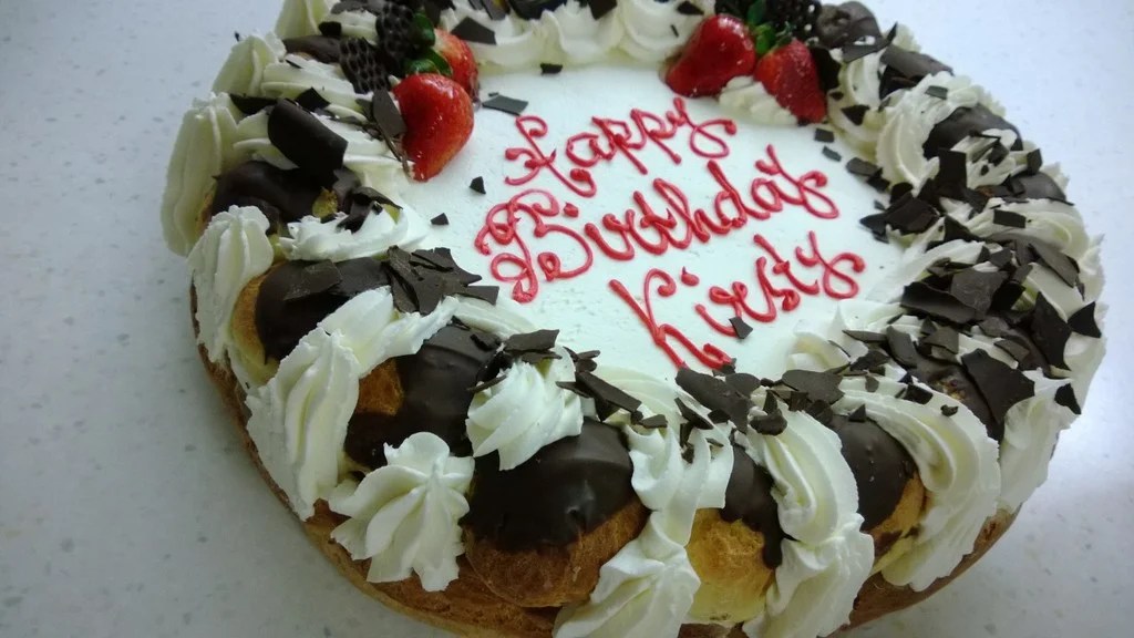 Fratelli Bakery Mmm…St.Honore Cake EATING with Kirby