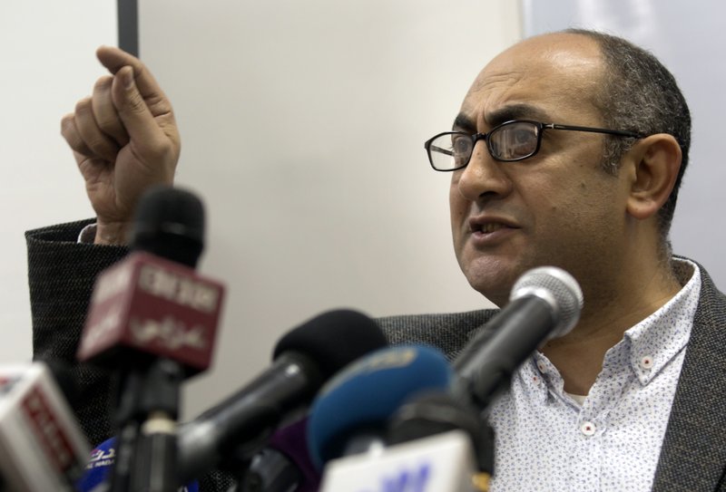 Egypt presidential hopeful Khaled Ali says bureaucrats blocking his bid