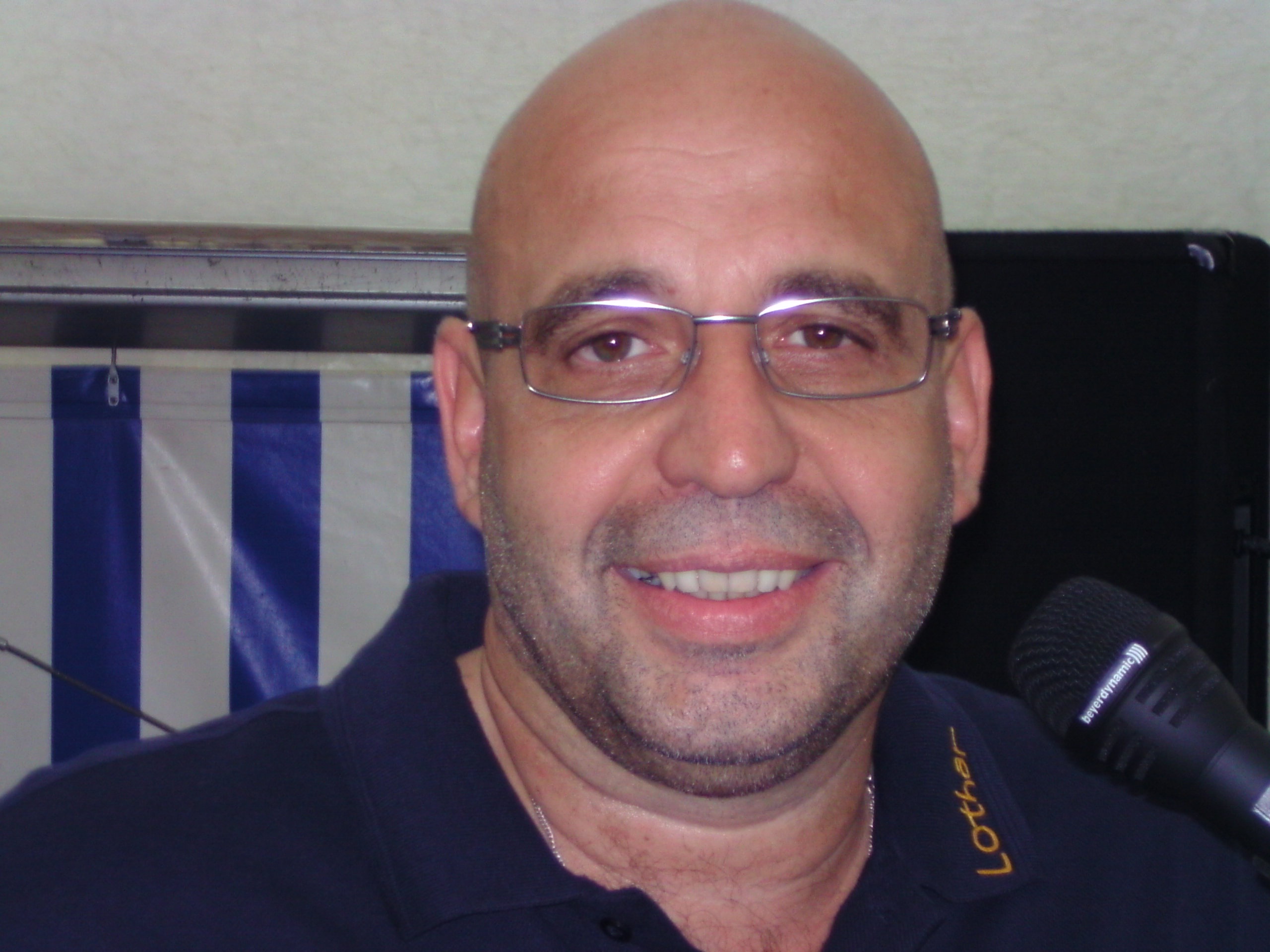 Lothar Henn peoplecheck.de