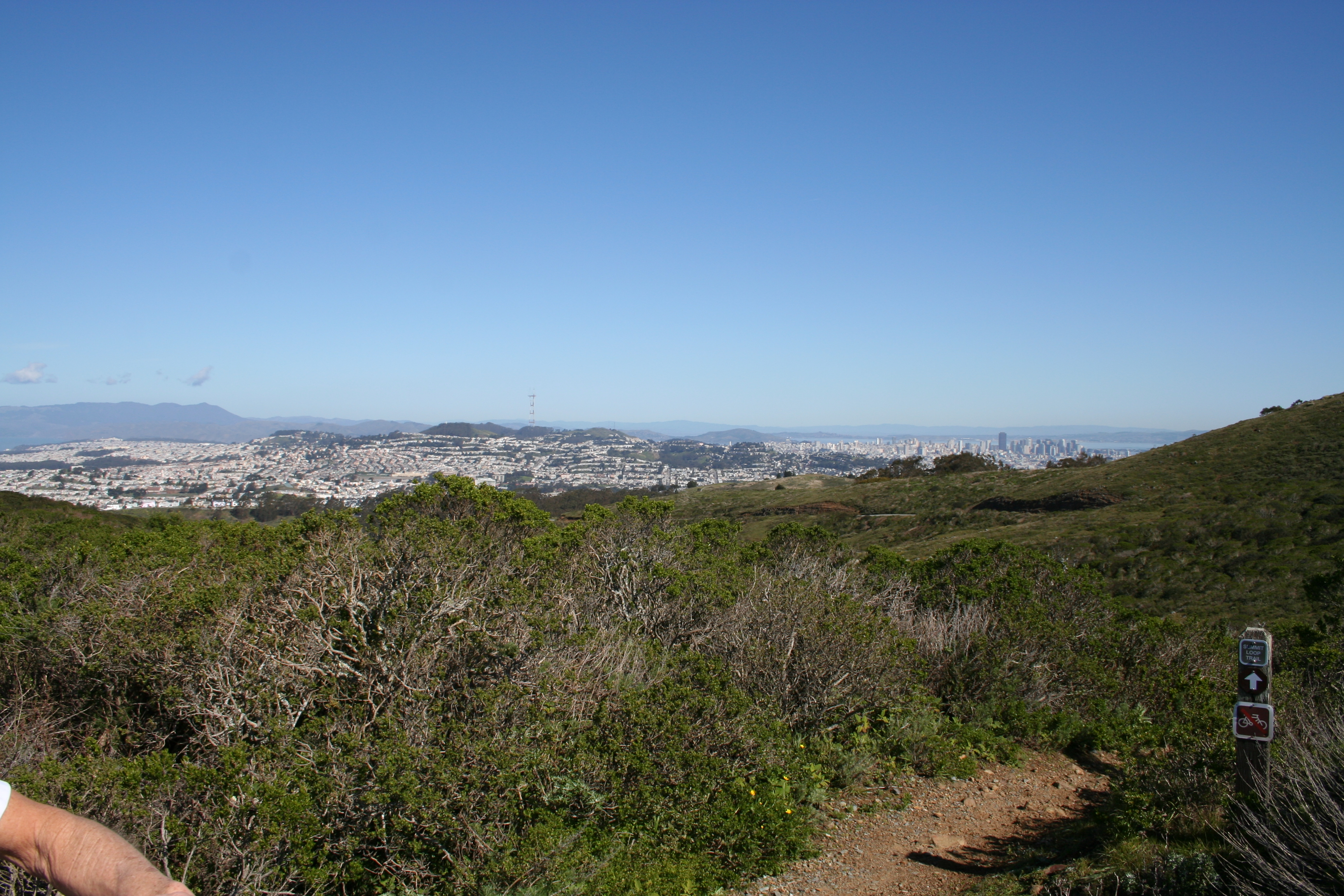 Hikerly — Blisters, views and tough inclines at San Bruno