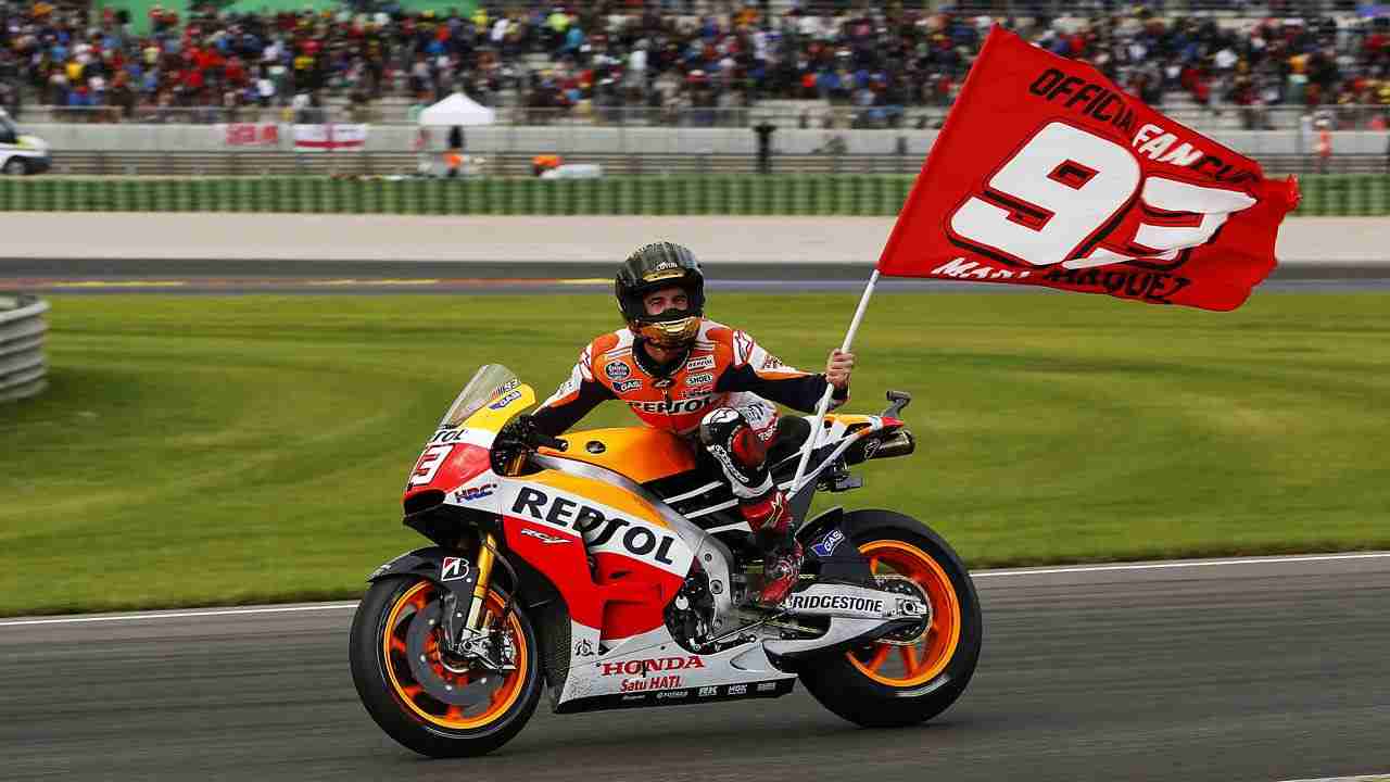 Marquez wins at MotoGP Valencia