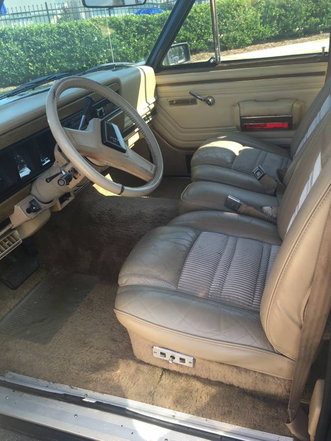 1989 Jeep Grand Wagoneer V8 Automatic For Sale in Apex