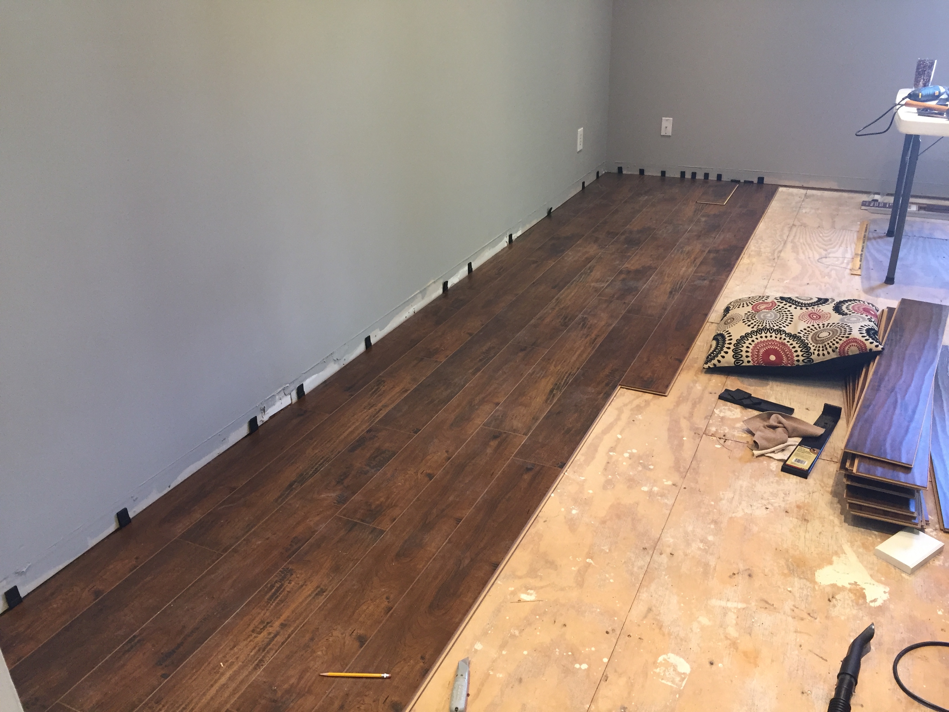 DIY Installing Laminate Flooring Sam's Select Surfaces