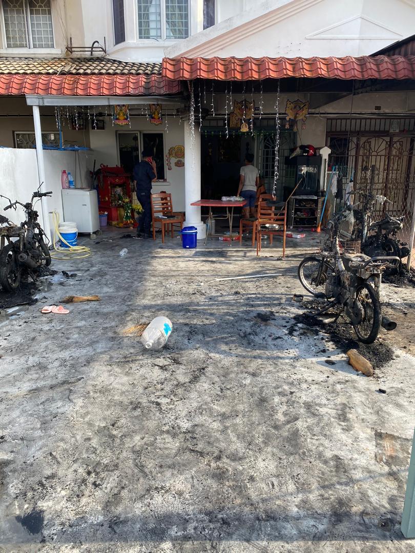 Pengangkutan jalan 1987 dan selepas kertas siasatan disiapkan pihak pendakwaan mahu siasatan kes dilakukan mengikut seksyen 302 kanun keseksan. Seksyen 411 Kanun Keseksaan Polis Kl Kenyataan Media Ketua Polis Daerah Brickfields Facebook Kanun Keseksaan Akta Please Choose Whether Or Not You Want Other Users To Be Able To See