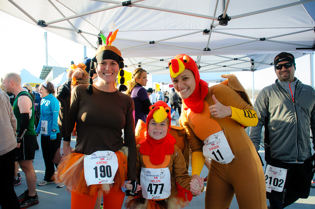 PHOTOS Fisher Cats Thanksgiving 5K 2012