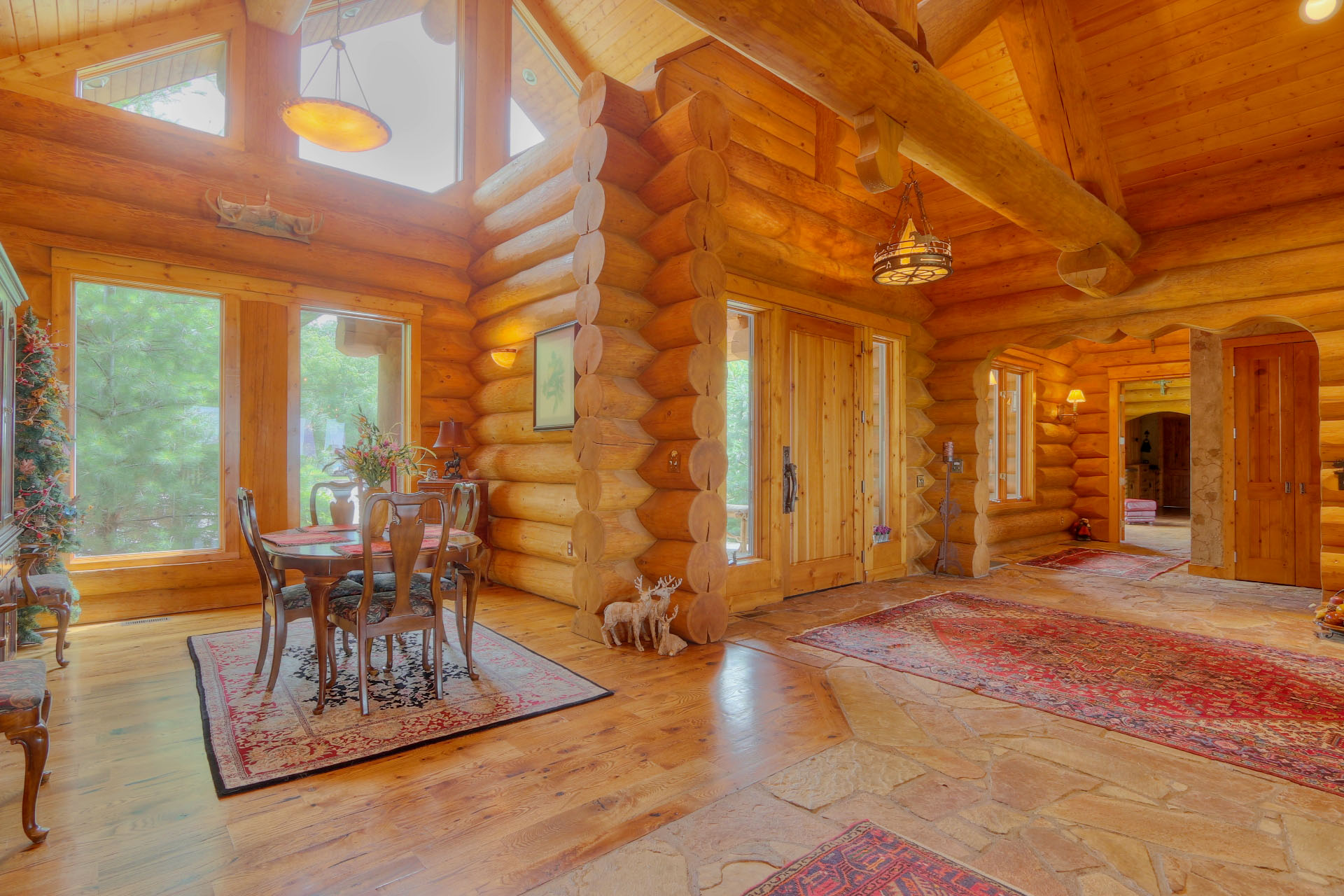 Log Homes Advantages of Log Construction Log Cabin