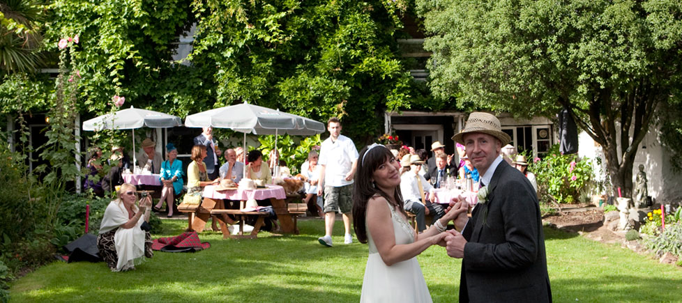 Wedding venue near newton abbot, Devon The Old Rydon Inn kingsteignton